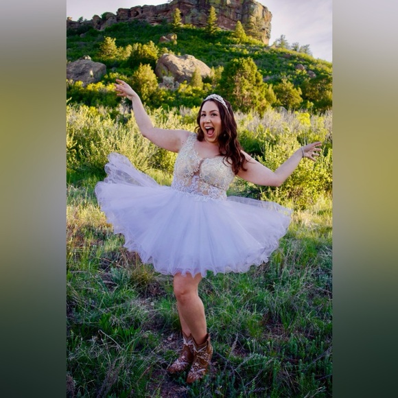 Meet your Posher, Alexandrea - Picture 4 of 9